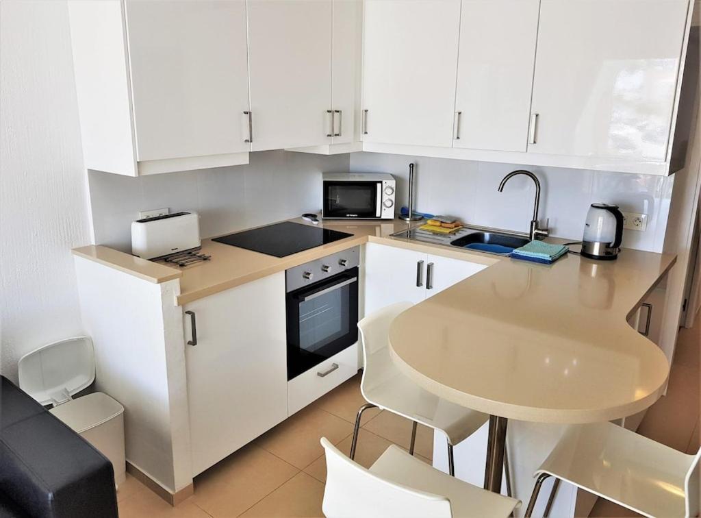 Edificio Verdemar - Stunning 1 Bed Apartment With Pool & Sea Views Nerja Luaran gambar